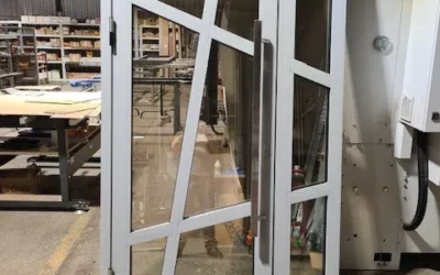 ab fenetre Porte d’entrée aluminium sur mesure haut de gamme AluK 67 PL